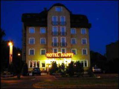 Happy Aparthotel 3*